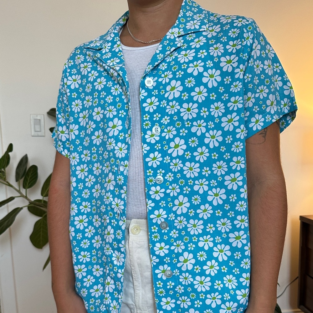 Floral short sleeve button up
